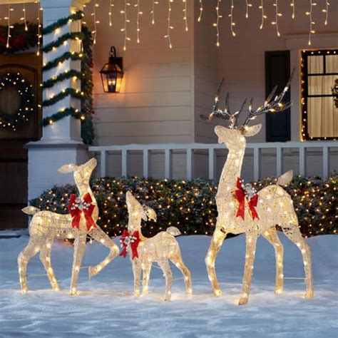 Outdoor Christmas Decorations – The Home Depot