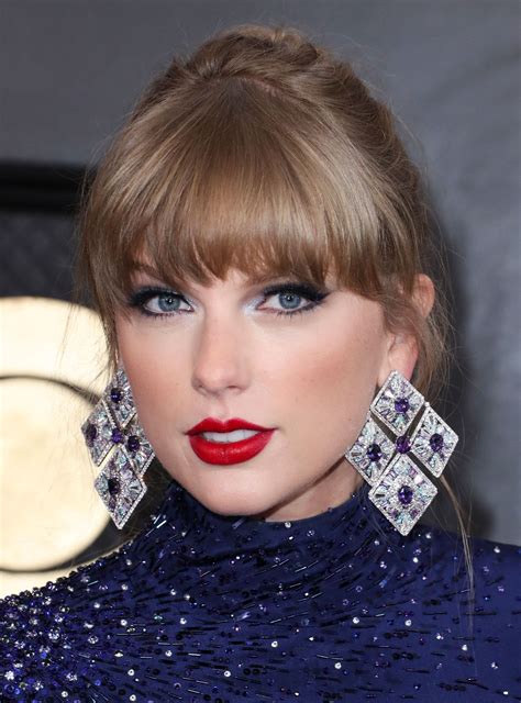 Taylor Swift Web Photo Gallery: Click image to close this window