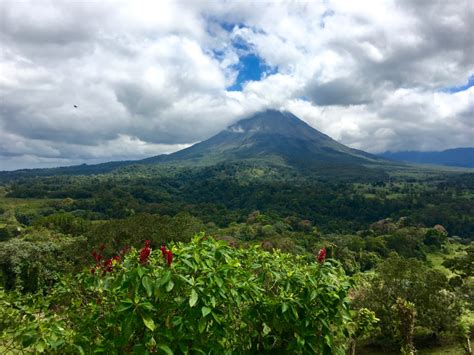 Nature's Best: 5 Must-See Parks In Costa Rica