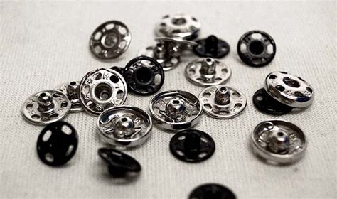 Oh Snap! Learn about Fastenings at williamgee.co.uk | Blog