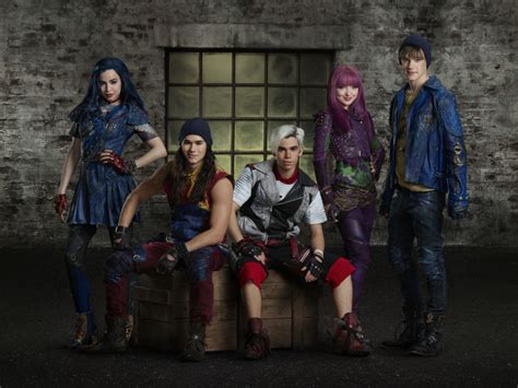 Descendants 2 Cast Interview airing July 21st on Disney Channel