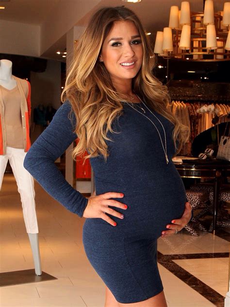 Pin by Briana Walters on Jessie James Decker | Bump outfits, Jessie james decker pregnant ...