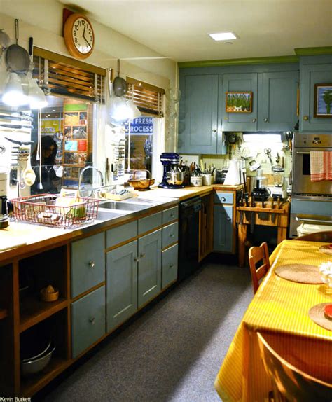 See What Julia Child’s Kitchen Looked Like | 12 Tomatoes