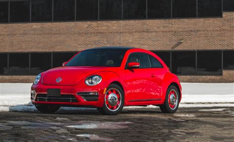 2019 Volkswagen Beetle Reviews | Volkswagen Beetle Price, Photos, and ...