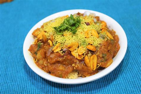 Kutchi Kadak - Famous Street Food of Gujarat | Gujarati Recipes ...