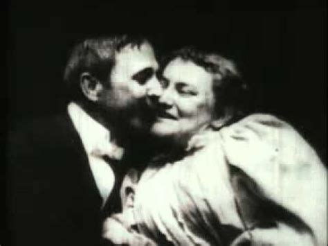 The Kiss (1896) - YouTube