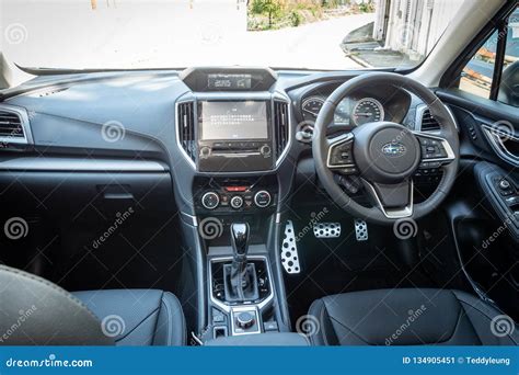 Subaru Forester 2018 Interior Editorial Photo - Image of subaru, sport ...