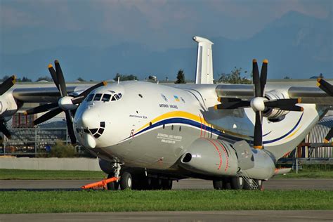 Eastwings: An-22A Antei * Antonov Airlines * new c/s * UR-09307