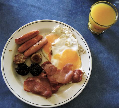 File:Irish breakfast.jpg - Wikimedia Commons