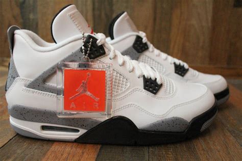 Air Jordan Retro 4 - White/Black-Cement Grey | Sole Collector