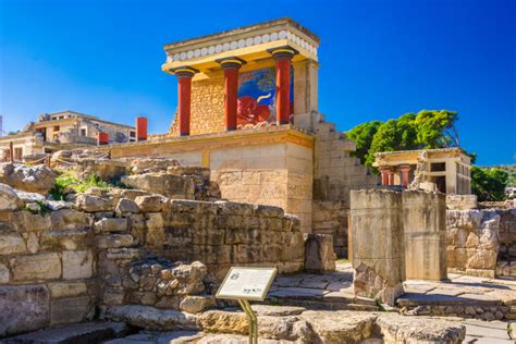 Knossos - History and Facts | History Hit