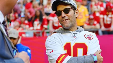 12 celebrity fans of the Kansas City Chiefs, including Paul Rudd and ...