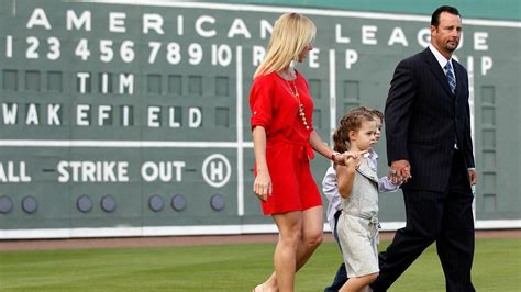 Stacy Wakefield, widow of Boston Red Sox pitcher Tim Wakefield, has died | newscentermaine.com