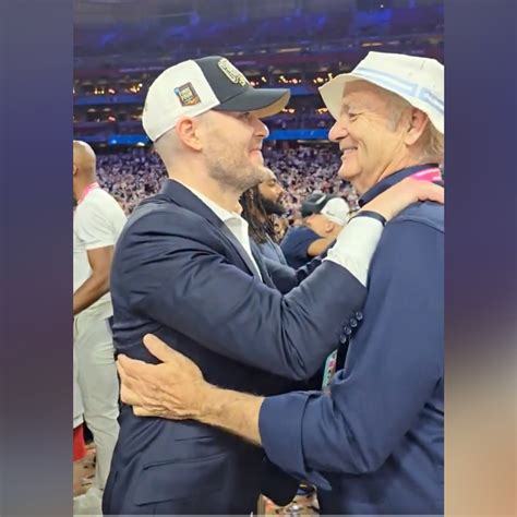 Bill Murray, son Luke celebrate on court after NCAA national championship win - ABC News