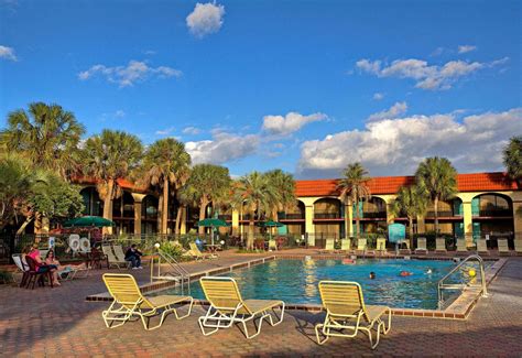 Maingate Lakeside Resort in Kissimmee, Florida | loveholidays