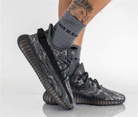 adidas Yeezy Boost 350 V2 Dark Salt ID4811 Release Date | SBD