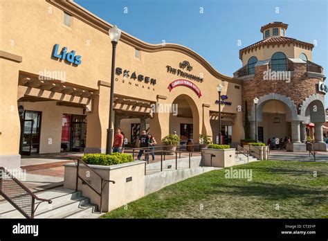 Stores at the Camarillo Premium Outlets Stock Photo - Alamy