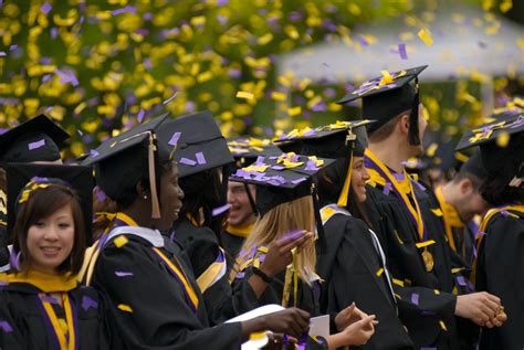 U.S. high school graduation rate hits record high, report finds - Medill News Service