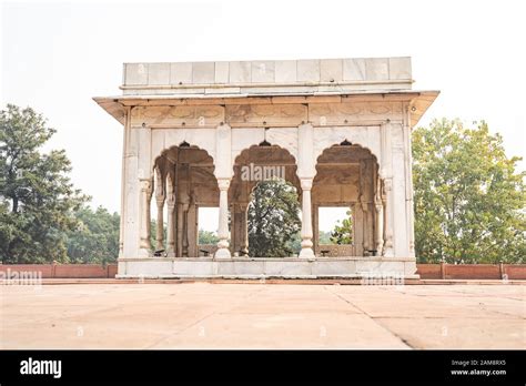 Building inside the Red Fort complex in Delhi India Stock Photo - Alamy