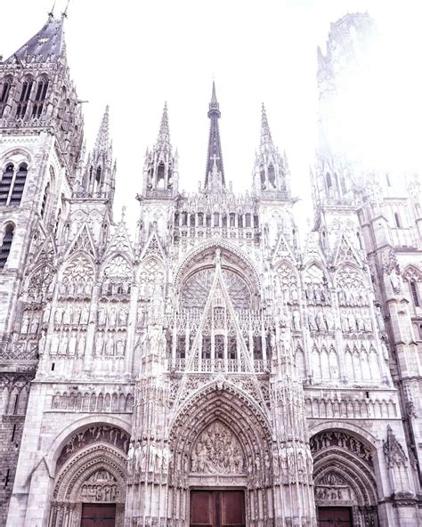 How to visit Rouen Cathedral (and a history) | solosophie