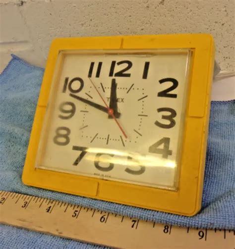 VINTAGE TIMEX ELECTRIC Wall Clock runs. 1960's $21.08 - PicClick