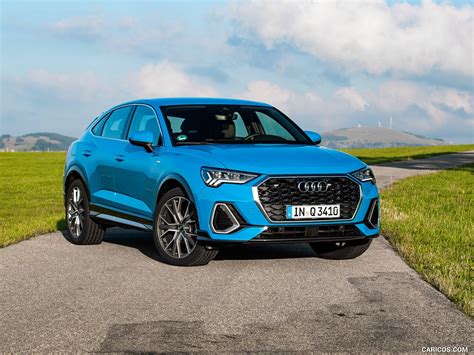 2020 Audi Q3 Sportback (Color: Turbo Blue) - Front Three-Quarter | Caricos