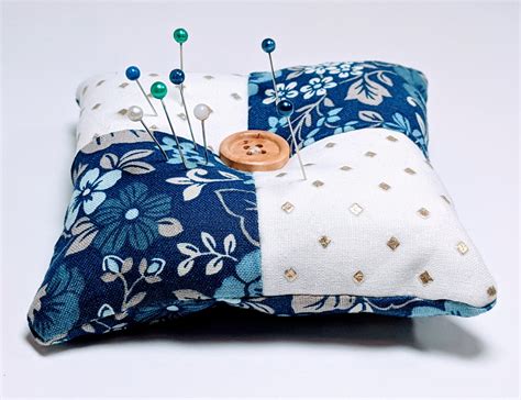 Free DIY Pin Cushion - 5 out of 4 Patterns