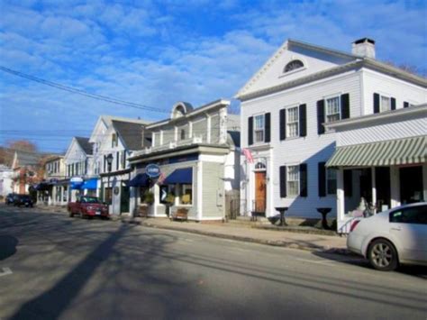 Historic Essex, CT | The Perfect Small Town - New England Today