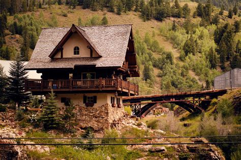 A Quick Guide to Red Cliff | Vail-Beaver Creek Magazine