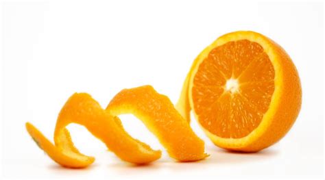 Consuming orange peel can boost your total intake of nutrients - The ...