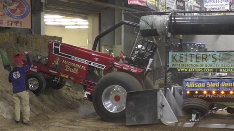 Tractor Pulling 2022 10,500lb. Hot Stock Tractors In Action At Keystone Nationals - YouTube