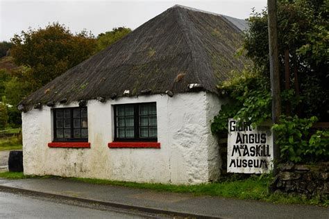 Giant Angus MacAskill Museum - Atlas Obscura