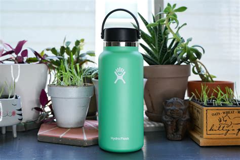 Hydro Flask 32 oz Wide Mouth Water Bottle Review | Pack Hacker