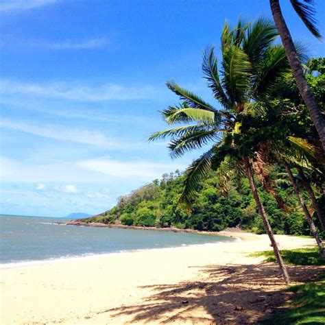 Trinity Beach, Cairns, Australia | Trinity beach, Beautiful places, Beach