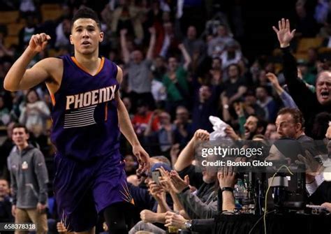 Devin Booker 70 Points Photos and Premium High Res Pictures - Getty Images