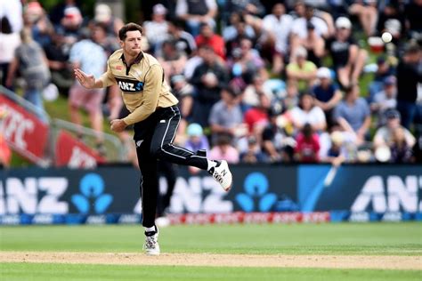 Mitchell Santner re-joins Worcestershire for T20 Blast 2023 | cricket.one - OneCricket