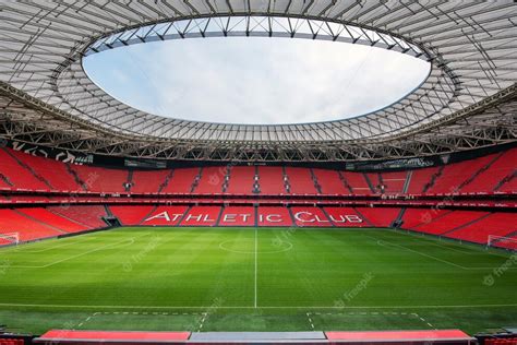 Premium Photo | Before the Spanish league soccer match between the Ath ...