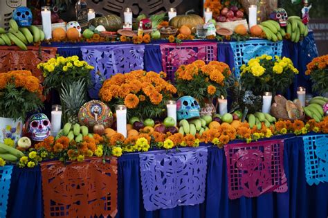 How to build a Día de Muertos altar - Los Angeles Times