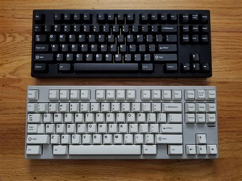 Black & White : MechanicalKeyboards