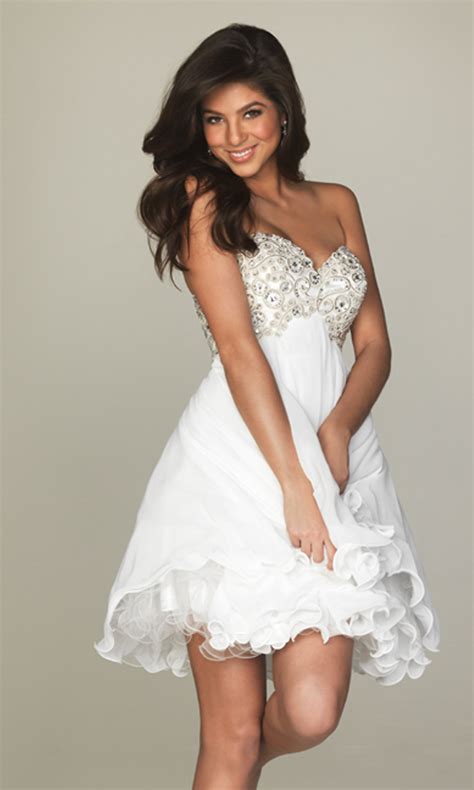 Getting the right white party dresses – thefashiontamer.com