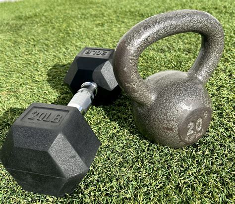 Which is better to use? Kettlebells or Dumbells? • Compete Sports ...