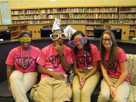 Elyria High School peer mentors help others navigate their way to success - cleveland.com