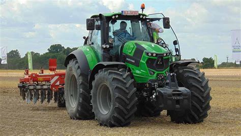 Deutz-Fahr launches new 150-250hp tractor range - Farmers Weekly