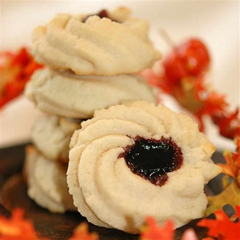 Shortbread Cookies with Jam - My Cookie Journey