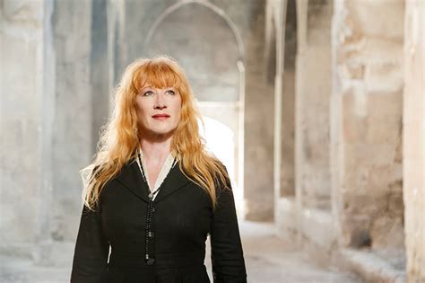 SPILL LIVE REVIEW: LOREENA McKENNITT @ KNOX CHURCH, STRATFORD - The Spill Magazine