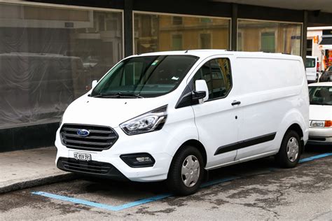 Ford Ev Cargo Van Transit Emotors Introduced Conducir 350hd Fleetnewsdaily