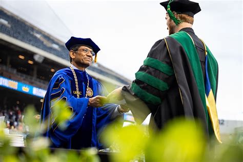 School of Medicine celebrates 2022 graduates | UMKC School of Medicine