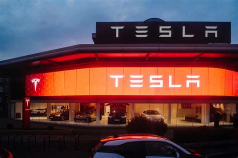 Tesla, electric car company working on new battery technology, claims the electric car will cost ...