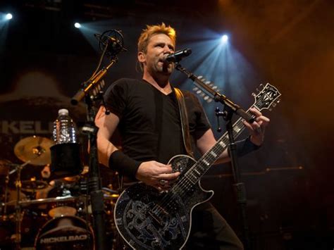 Nickelback cancels tour : Chad Kroeger on vocal rest, must undergo ...