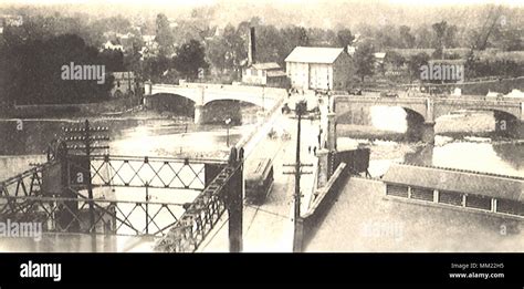 The Y Bridge. Zanesville. 1900 Stock Photo - Alamy